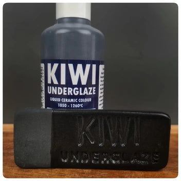 Kiwi Underglaze 100ml Jet Black