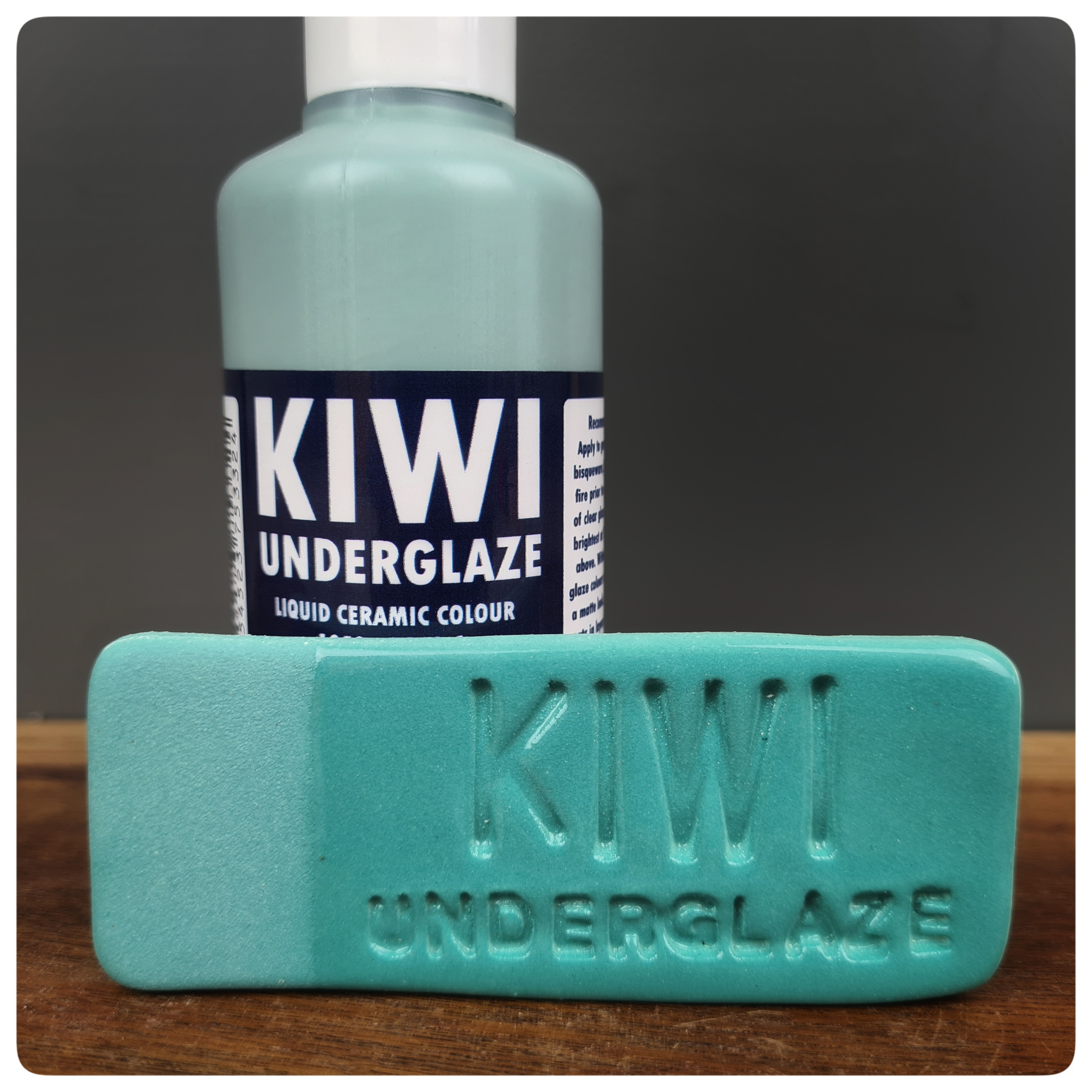Kiwi Underglaze 100ml Marine Aqua