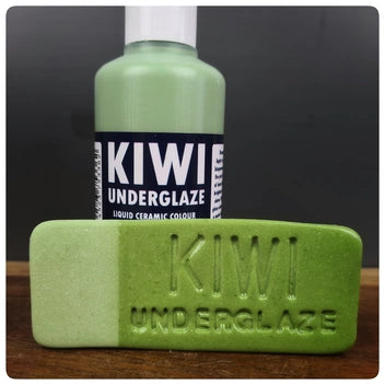 Kiwi Underglaze 100ml Meadow Green