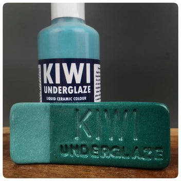 Kiwi Underglaze 100ml Oriental Green