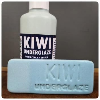 Kiwi Underglaze 100ml Powder Blue