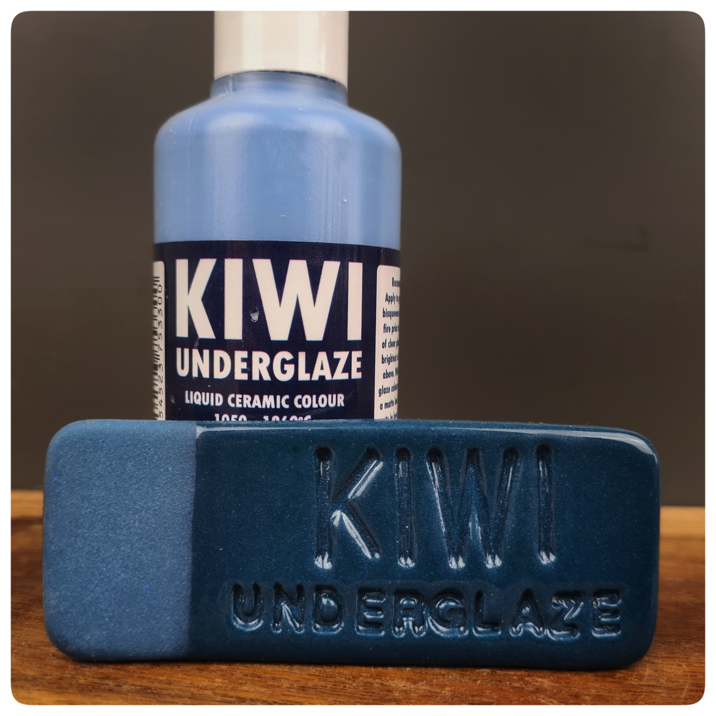 Kiwi Underglaze 100ml Teal